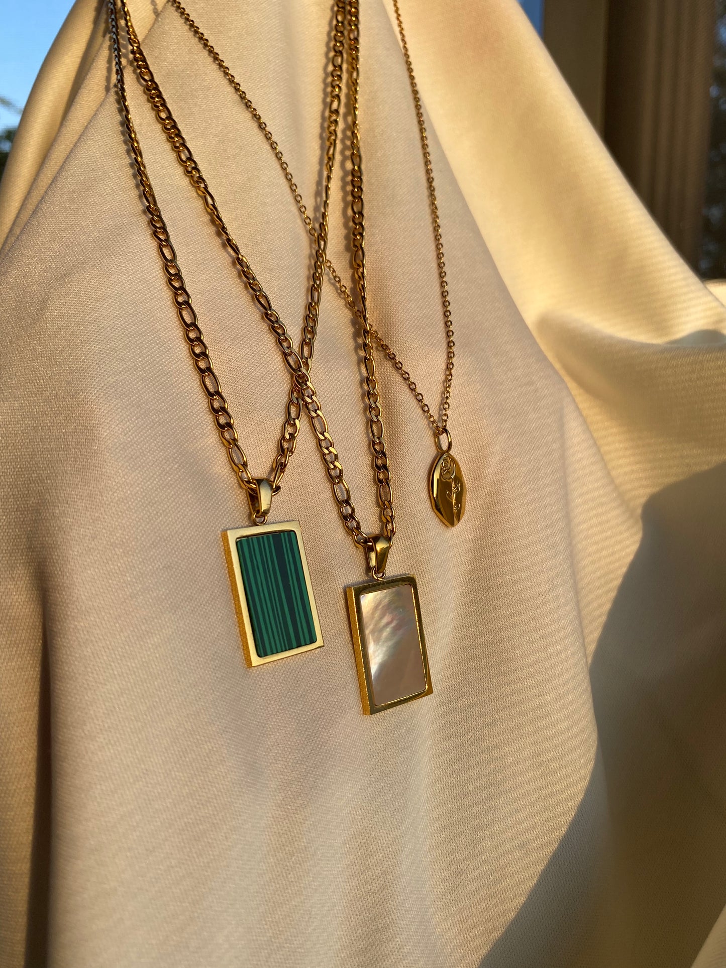 Ophelia Pendant Necklace