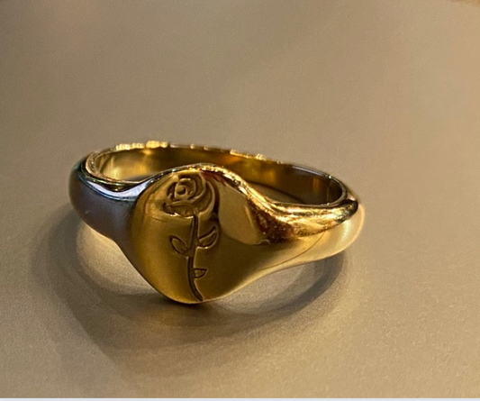 Cele Rose Signet Ring